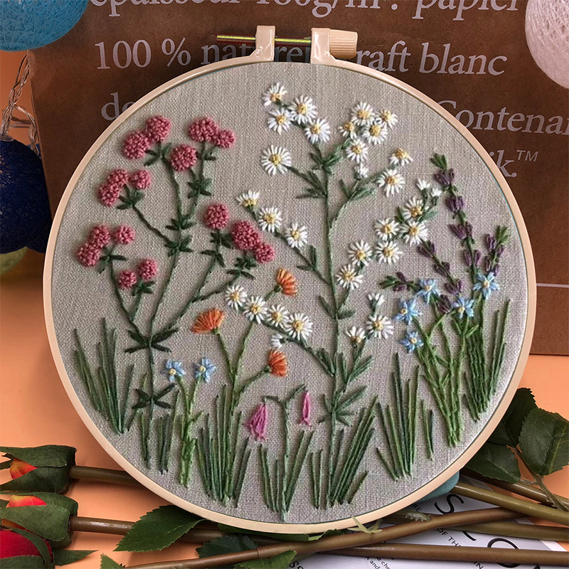 Broderibåge blomkit för nybörjare