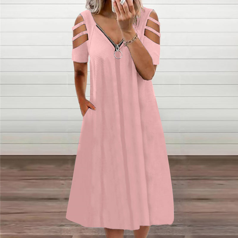 Enfärgad klänning med kort ärm och dragkedja
