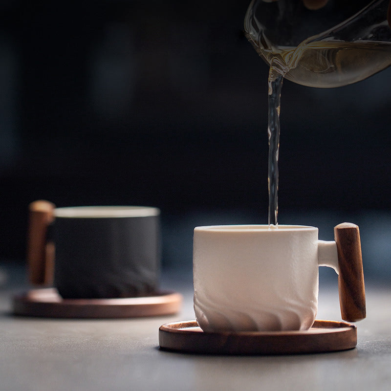 Handgjord retro keramisk kaffemugg