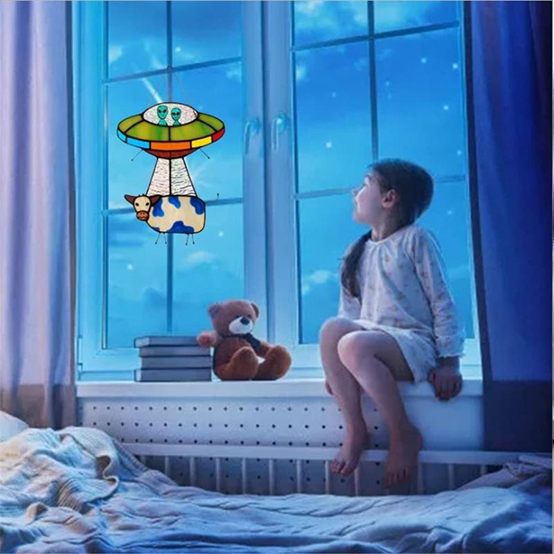 Målat UFO Ko Hänge